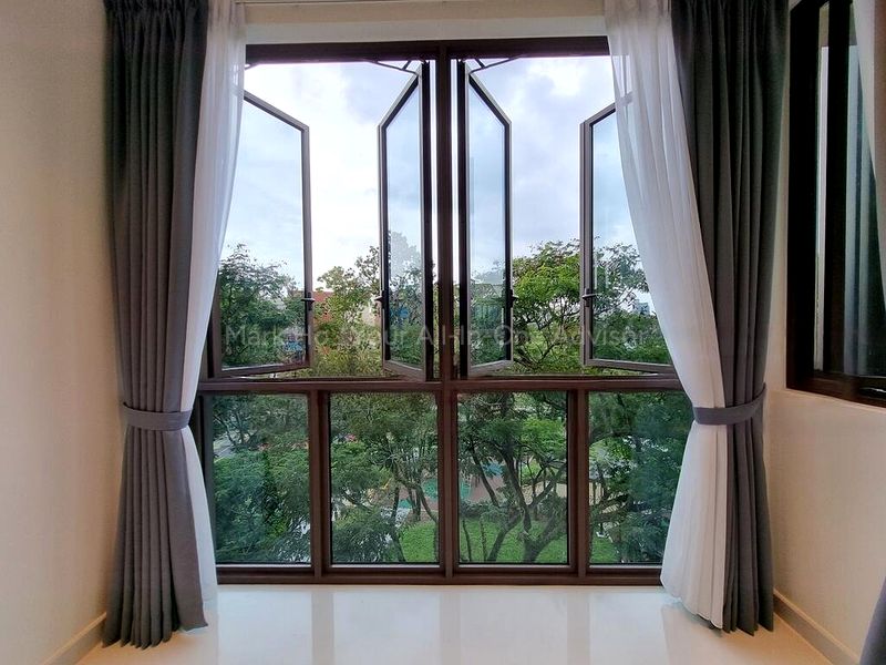 2 Bed Condo for Rent in  Holland Grove Road - Image 9